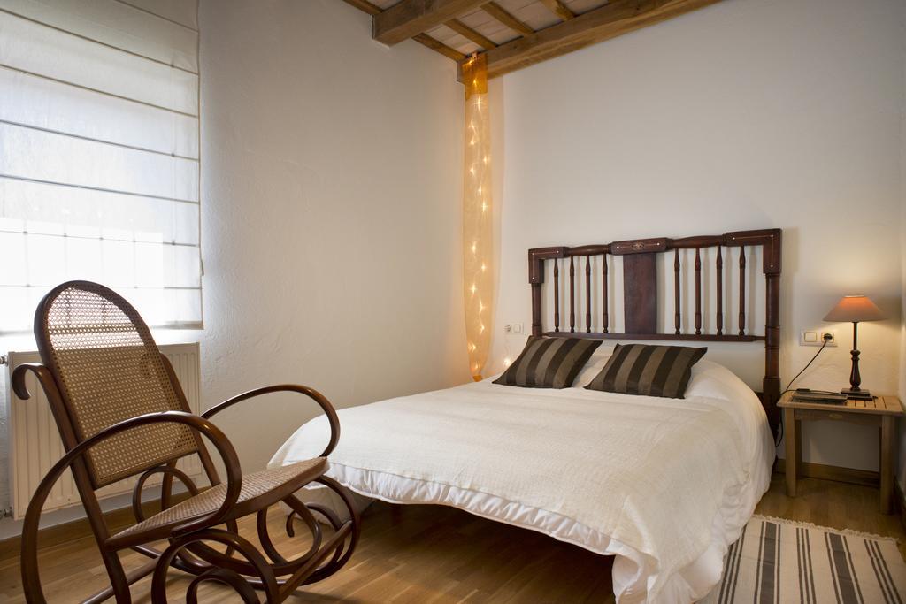 Ca La Sonia Hostal Pau Habitación foto